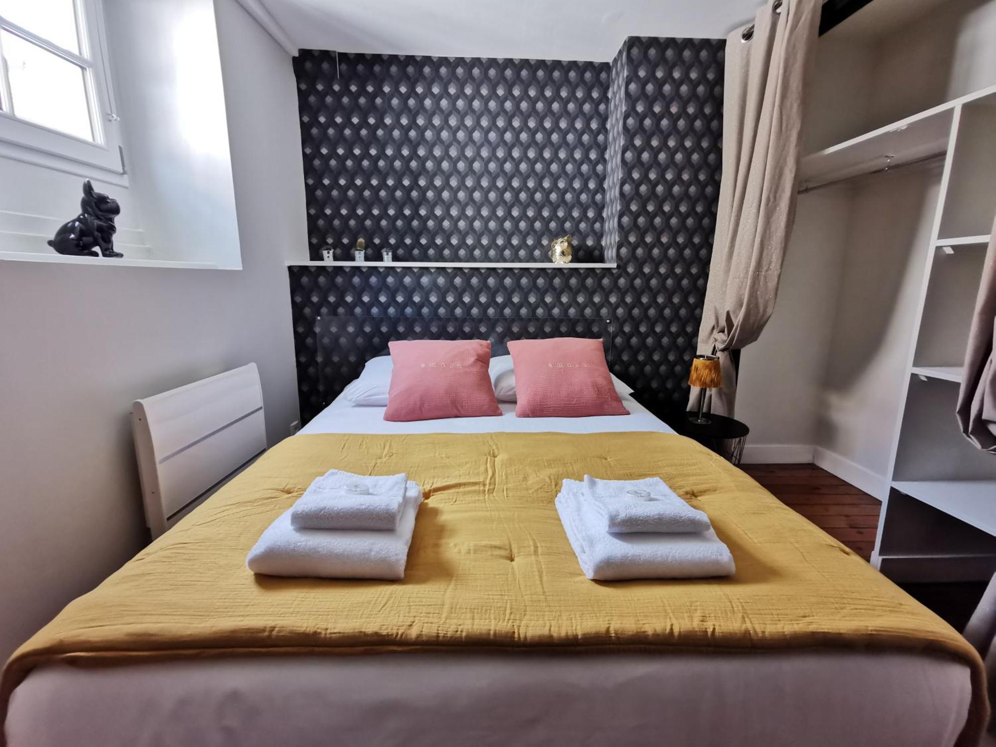 Ferienwohnung Le Gatsby - Duplex Art Deco Au Coeur De Blois Exterior foto